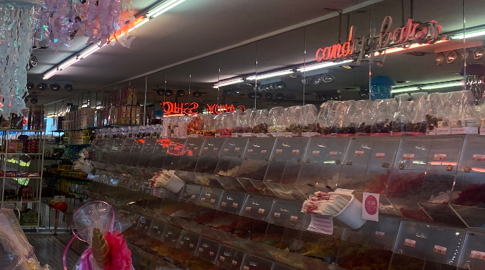 Padėsiu vesti socialinius tinklus + kuriu reels ir produkto nuotraukas
